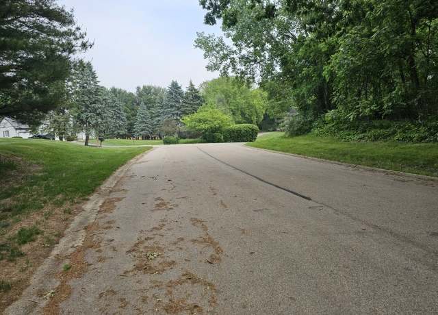 Property at 41W329 Prairie View Ln, Campton Hills, IL 60175