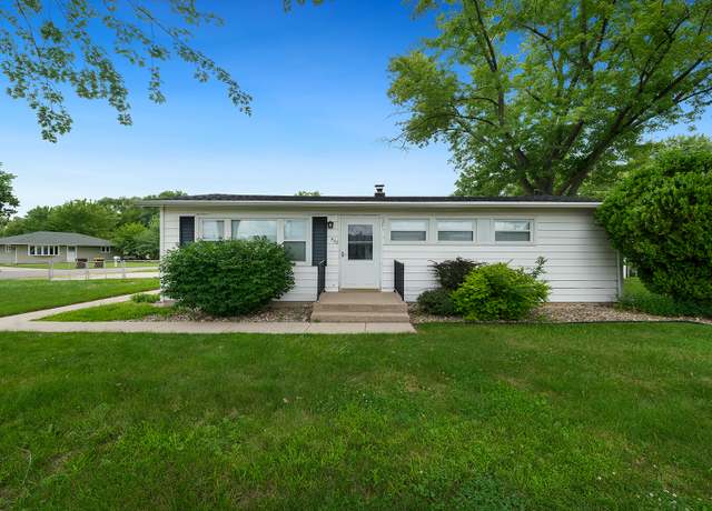 Property at 402 Langley Rd, Machesney Park, IL 61115, 2 beds, 1 bath