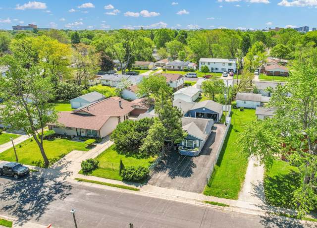 Property at 1309 Eureka St, Urbana, IL 61801, 4 beds, 2 baths