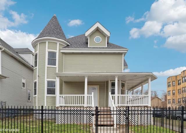 Property at 556 N Central Ave, Chicago, IL 60644, 4 beds, 2.5 baths