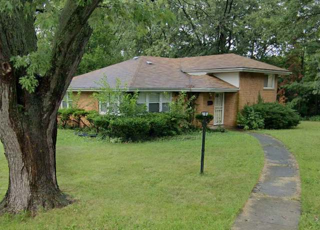 Property at 3107 Longfellow Ave, Hazel Crest, IL 60429, 3 beds, 2 baths