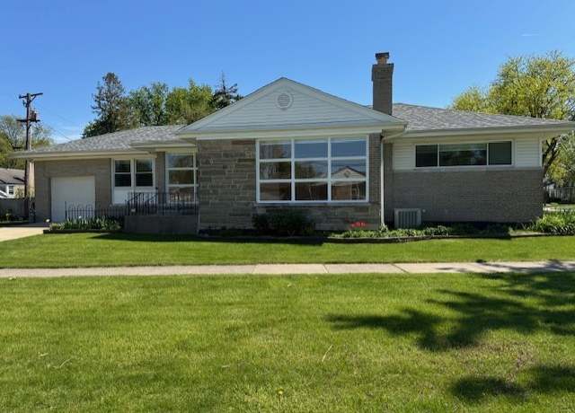 Property at 1841 Hawthorne Ave, Westchester, IL 60154, 3 beds, 1.5 baths