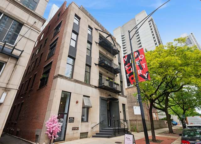 Property at 24 W Erie St #3, Chicago, IL 60654, 3 beds, 2.5 baths