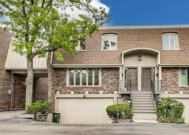 Property at 921 Harlem Ave #4, Glenview, IL 60025, 4 beds, 2.5 baths