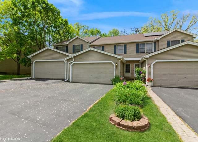 Property at 213 Pamela Dr, Bolingbrook, IL 60440, 3 beds, 2.5 baths