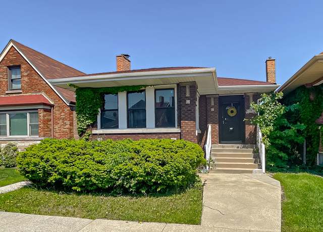 Property at 10817 S Forest Ave, Chicago, IL 60628, 3 beds, 2 baths