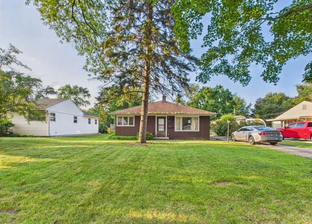 Property at 2404 Sigwalt St, Rolling Meadows, IL 60008, 2 beds, 2 baths