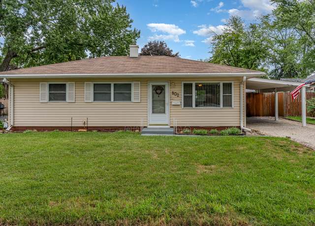 Property at 802 Pearson Dr, Joliet, IL 60435, 3 beds, 1 bath