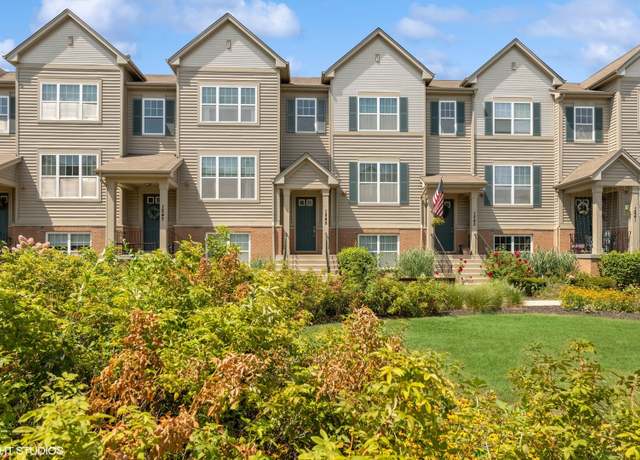 Property at 1245 Evergreen Ave, Des Plaines, IL 60016, 2 beds, 2.5 baths
