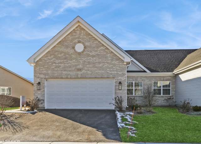 Property at 572 Madison Ln, Elgin, IL 60123, 3 beds, 3 baths