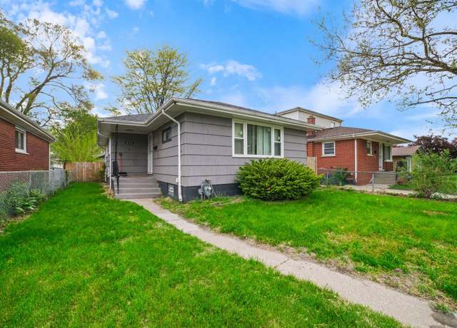 Property at 434 Mackinaw Ave, Calumet City, IL 60409, 3 beds, 2 baths