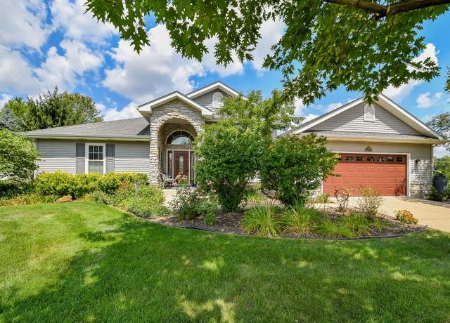 Property at 2054 Kingsmill Ct, Yorkville, IL 60560, 3 beds, 3.5 baths
