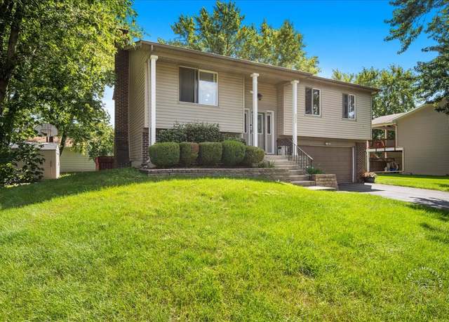 Property at 222 Aspen Ct, Bolingbrook, IL 60440, 3 beds, 2 baths