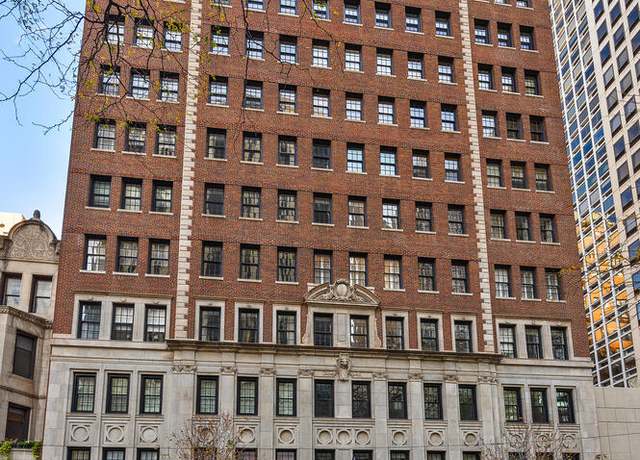 Property at 70 E Cedar St Unit 7E, Chicago, IL 60611, 4 beds, 3 baths