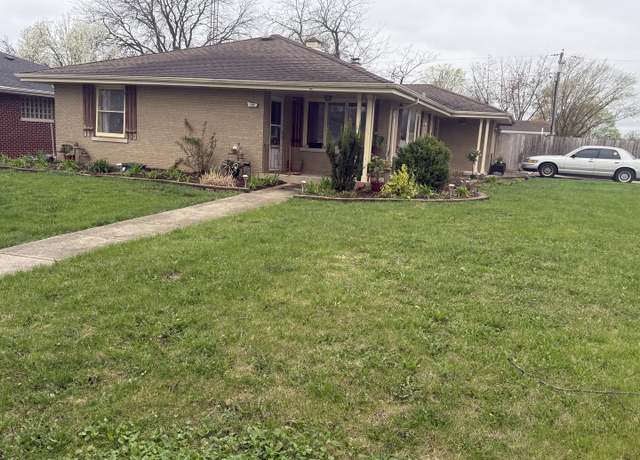 Property at 725 Terry Dr, Joliet, IL 60435, 2 beds, 1 bath
