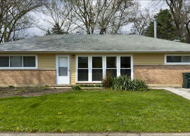 Property at 140 Nashua St, Park Forest, IL 60466, 3 beds, 1 bath