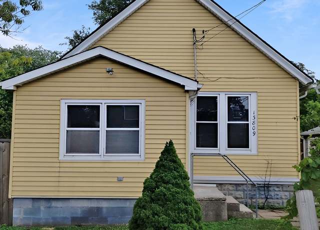 Property at 13809 Seeley Ave, Blue Island, IL 60406, 2 beds, 1 bath