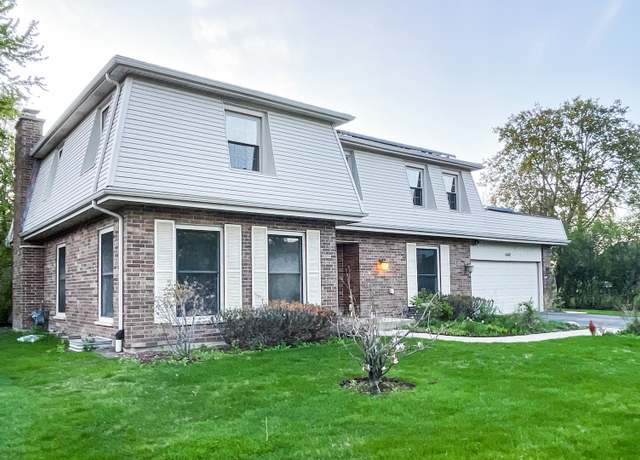 Property at 1640 Barry Ln, Glenview, IL 60025, 4 beds, 3.5 baths