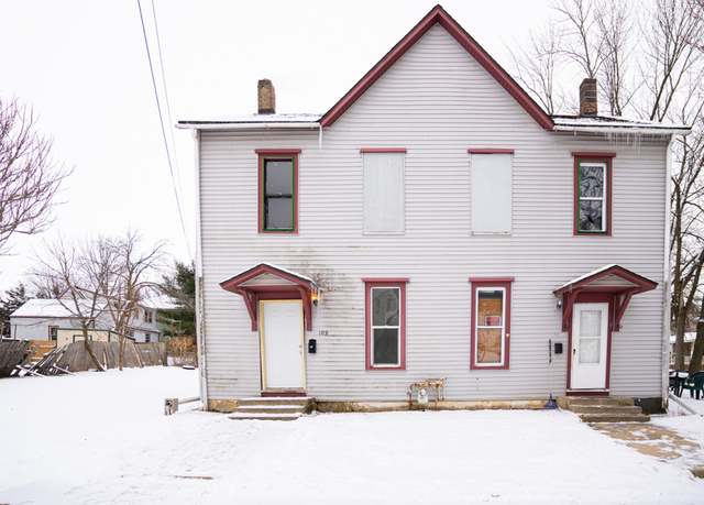 Property at 107-109 E Frank St, Freeport, IL 61032, 4 beds, 4 baths