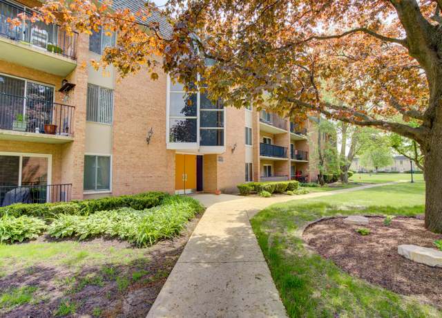 Property at 1052 N Mill St #304, Naperville, IL 60563, 2 beds, 1.5 baths