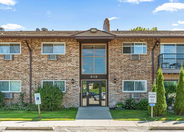 Property at 818 E Old Willow Rd #101, Prospect Heights, IL 60070, 3 beds, 2 baths