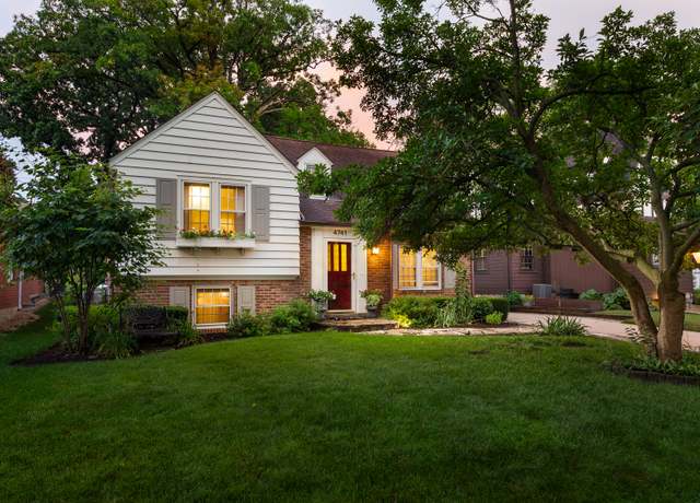 Property at 4741 Montgomery Ave, Downers Grove, IL 60515, 3 beds, 2.5 baths