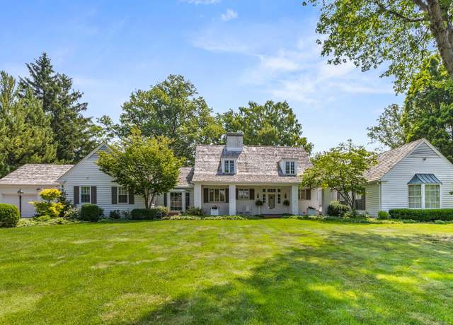 Property at 1106 Country Ln, Champaign, IL 61821, 5 beds, 7 baths
