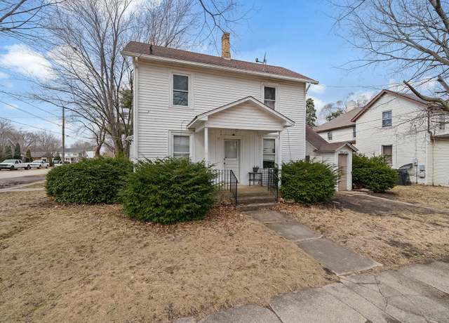Property at 222 E 4th St, Belvidere, IL 61008, 4 beds, 2 baths