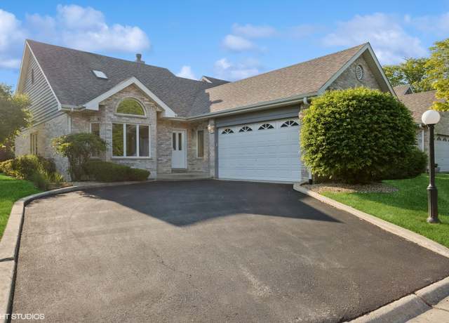 Property at 3 Lake Katherine Dr #0, Palos Heights, IL 60463, 3 beds, 2.5 baths