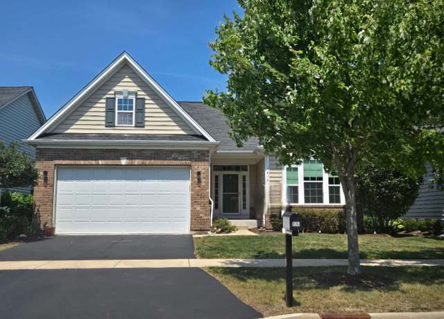 Property at 1616 Colchester Ln, Aurora, IL 60502, 2 beds, 2 baths