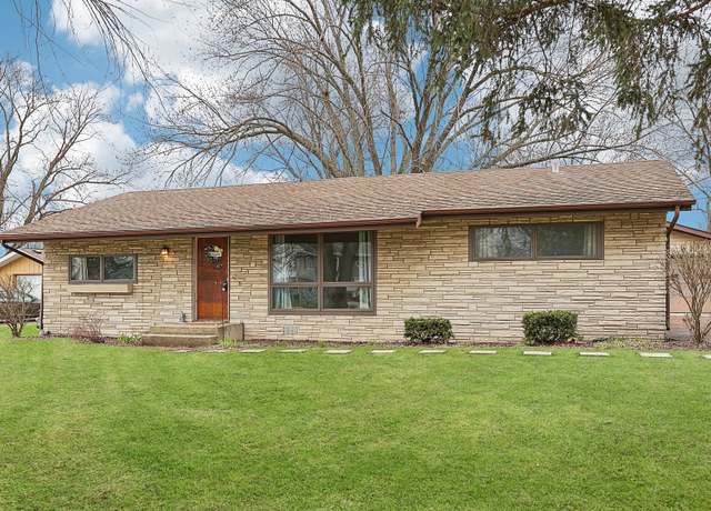Property at 41098 N 2nd St, Antioch, IL 60002, 3 beds, 2 baths