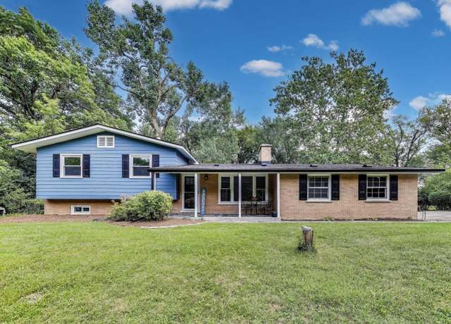 Property at 222 Bradwell Rd, Inverness, IL 60010, 4 beds, 2 baths