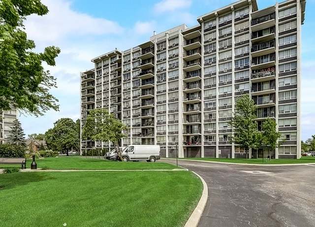 Property at 8809 W Golf Rd Unit 1I, Niles, IL 60714, 2 beds, 2 baths