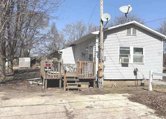 Property at 518 Spring St, Streator, IL 61364, 2 beds, 1 bath