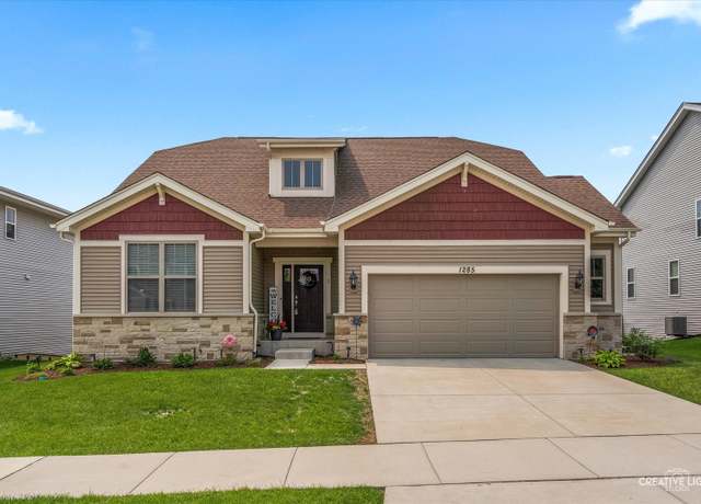 Property at 1285 Highpoint Ct, Bartlett, IL 60103, 4 beds, 3 baths