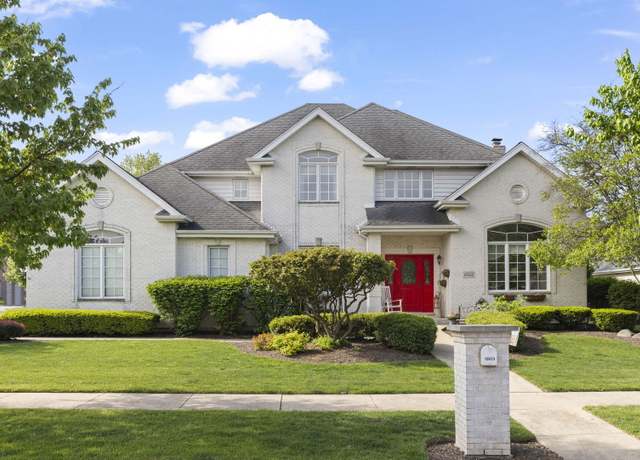 Property at 10423 Capistrano Ln, Orland Park, IL 60467, 5 beds, 5 baths