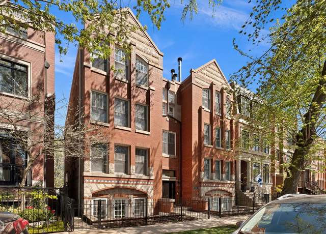 Property at 1414 W Byron St Unit 3W, Chicago, IL 60613, 2 beds, 2 baths