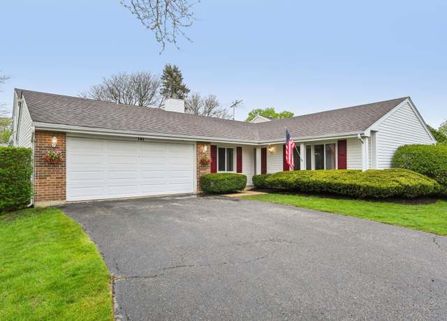 Property at 101 Heather Ct, Rolling Meadows, IL 60008, 3 beds, 2 baths