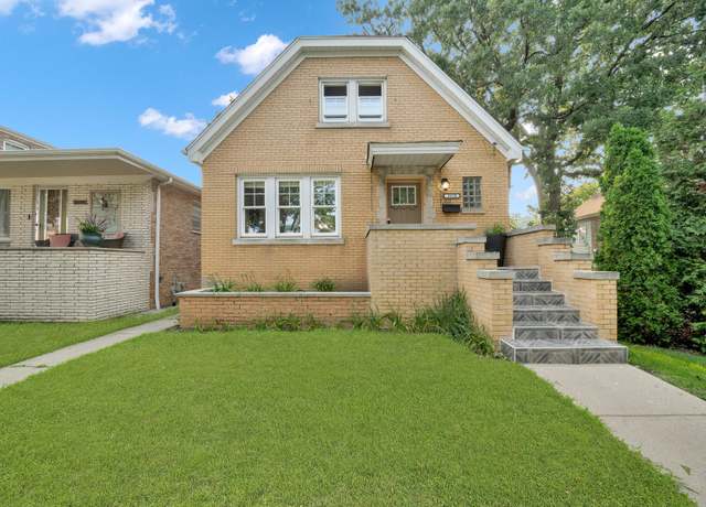 Property at 5530 S New England Ave, Chicago, IL 60638, 4 beds, 2.5 baths