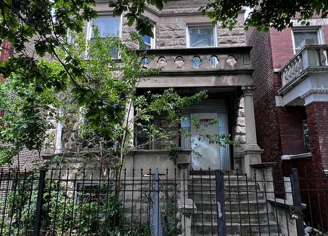 Property at 3936 W Congress Pkwy, Chicago, IL 60624, 7 beds, 4 baths