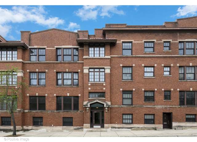 Property at 1018 Main St #3, Evanston, IL 60202, 2 beds, 2 baths