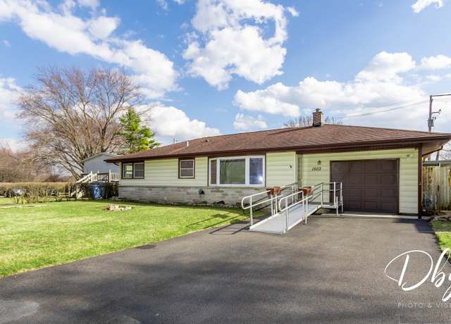 Property at 1503 Evergreen St, Holiday Hills, IL 60051, 3 beds, 2 baths
