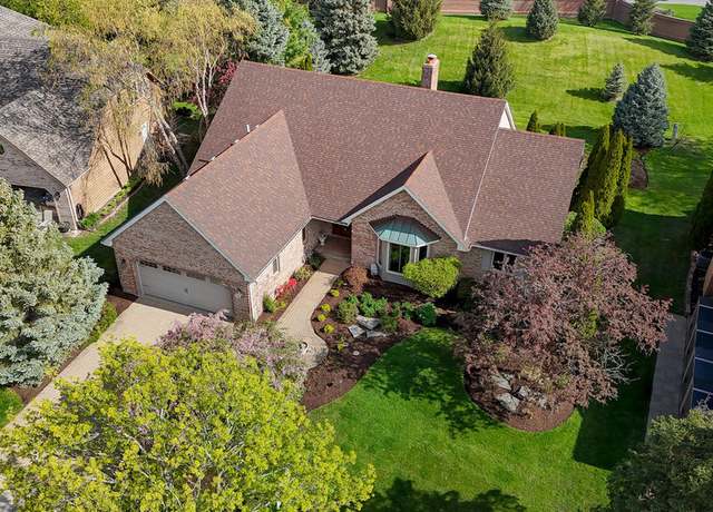 Property at 4240 Kingshill Cir, Naperville, IL 60564, 3 beds, 3 baths