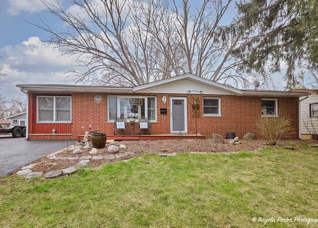 Property at 390 Willow Rd, Wauconda, IL 60084, 3 beds, 1 bath