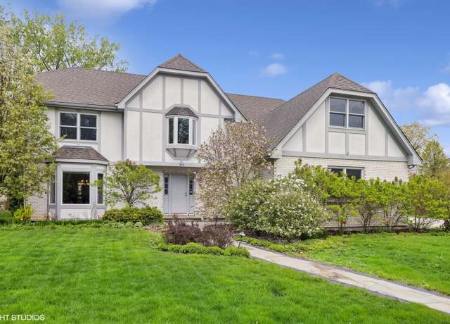 Property at 500 Easy St, Darien, IL 60561, 4 beds, 3.5 baths