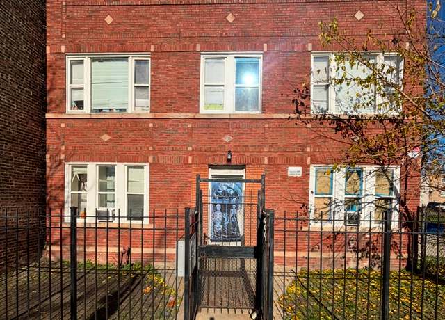 Property at 3920 W Huron St, Chicago, IL 60624, 12 beds, 4 baths