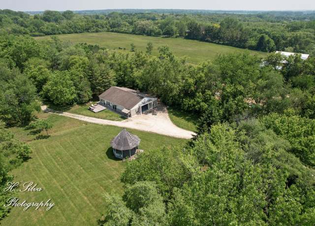 Property at 8106 Maple St, Marengo, IL 60152, 3 beds, 1 bath