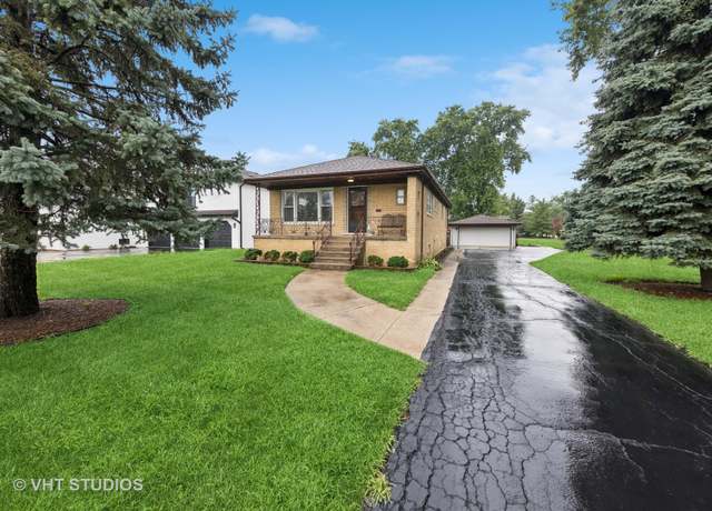 Property at 0S414 Cadwell Ave, Elmhurst, IL 60126, 3 beds, 2.5 baths
