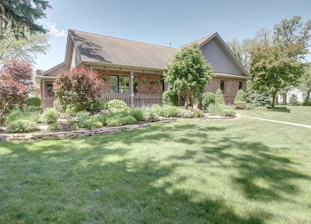 Property at 2601 Commonwealth Ave, Joliet, IL 60435, 3 beds, 4 baths