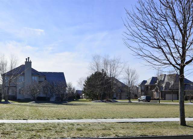 Property at 1251 Lansbrook Dr, South Elgin, IL 60177